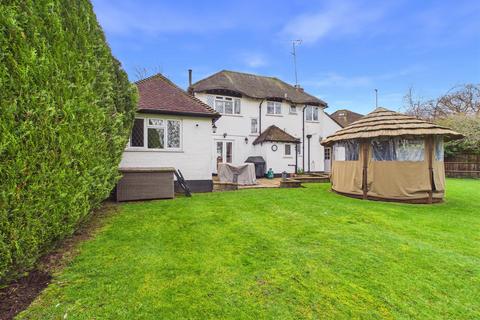 undefined, West End Gardens, Esher