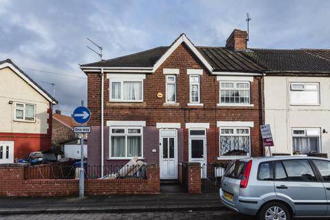 2 bedroom end of terrace house for sale, Princes Crescent, Edlington DN12