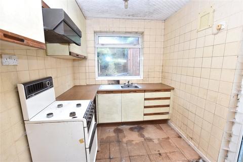 2 bedroom semi-detached house for sale, Lincombe Drive, Leeds