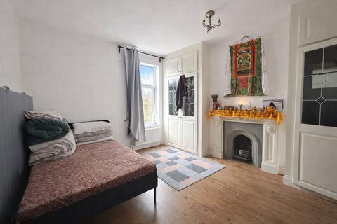 3 bedroom terraced house for sale, Ardoch Road, London, SE6