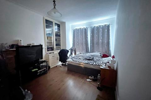 3 bedroom terraced house for sale, Ardoch Road, London, SE6