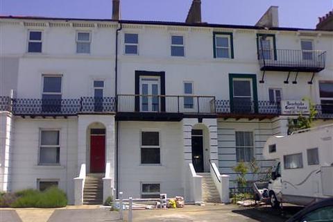 2 bedroom property to rent, Southsea