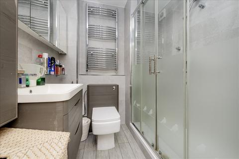 1 bedroom flat for sale, Scotts Road, Shepherd's Bush W12