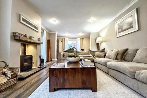 5 bedroom detached house for sale, Linburn, Washington, Tyne and Wear, NE38 9EB