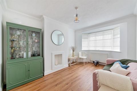 undefined, Epsom Road, Morden SM4