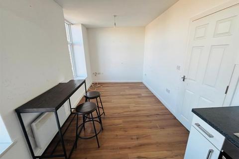 2 bedroom flat for sale, Whingate mill, Leeds