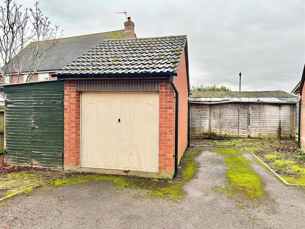 Garage.jpg