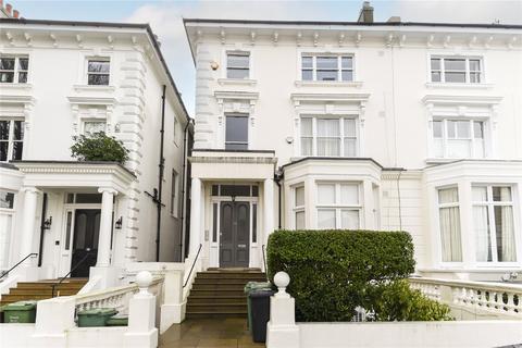 undefined, Belsize Square, London, NW3