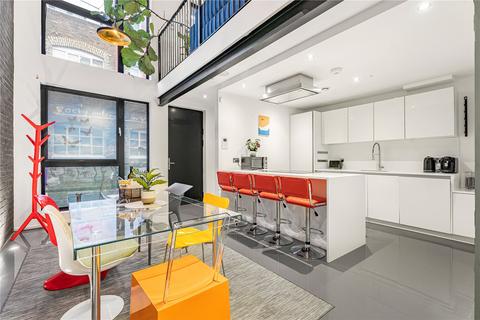 undefined, Grimsby Street, London, E2