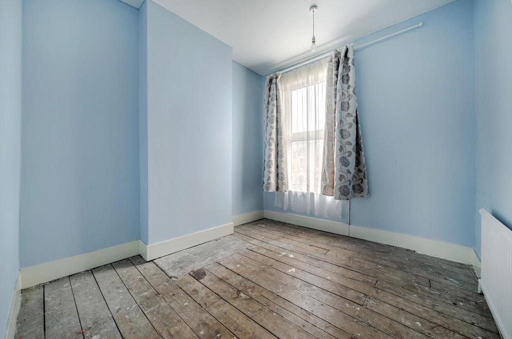 Bedroom 3.jpg