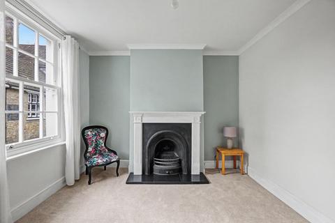 2 bedroom terraced house for sale, High Street, Upnor, ME2