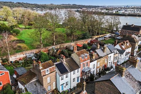 undefined, High Street, Upnor, ME2