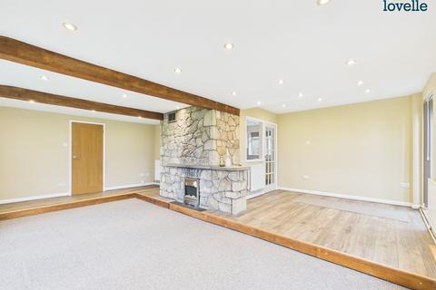 undefined, Castle Hill, Caistor, LN7