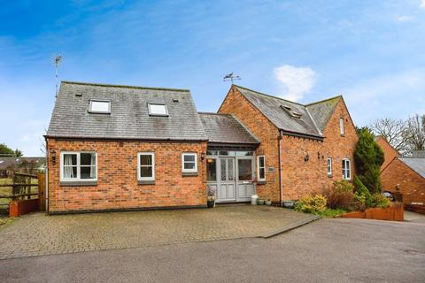 undefined, Long Lane, Leicester LE7