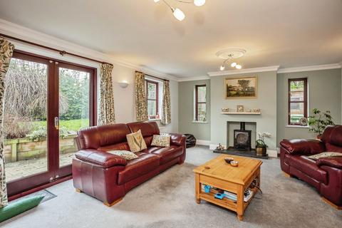 4 bedroom detached house for sale, Long Lane, Leicester LE7