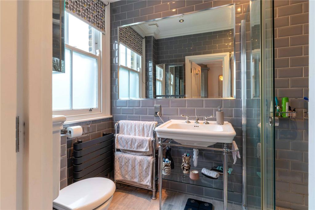 En Suite Shower Room
