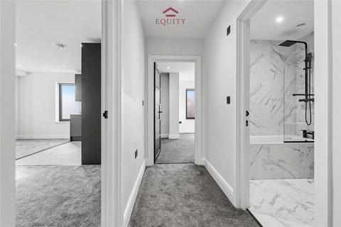 1 bedroom flat to rent, Bullsmoor Lane, Enfield, EN3