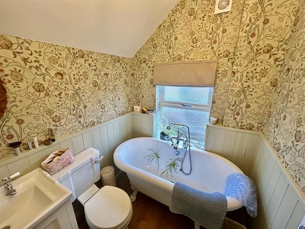Bath.JPG