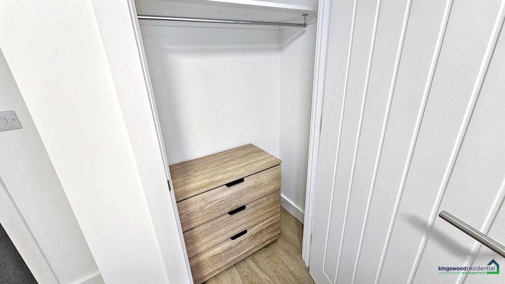 Room 3 Wardrobe