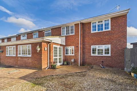 undefined, Otters Brook, Buckingham, Buckinghamshire, MK18