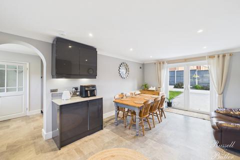 undefined, Otters Brook, Buckingham, Buckinghamshire, MK18