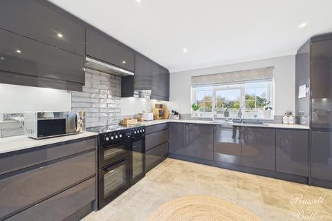 undefined, Otters Brook, Buckingham, Buckinghamshire, MK18