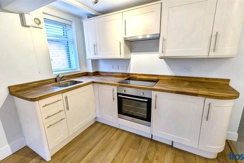 2 bedroom apartment for sale, Salterns Road, Poole, Dorset, BH14