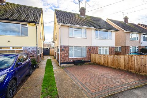 2 bedroom semi-detached house for sale, Edward Gardens, Wickford, SS11