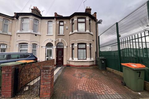 Little Ilford Lane, London, E12 5PW