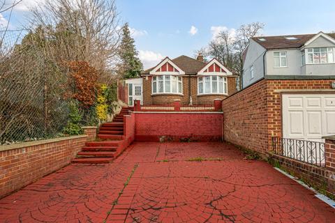 3 bedroom bungalow for sale, Danson Lane, Welling, Bexley, DA16