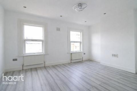 1 bedroom flat for sale, Ulverscroft Road, London