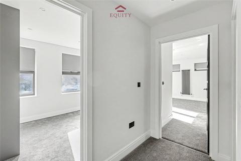 1 bedroom flat to rent, Bullsmoor Lane, Enfield, EN3