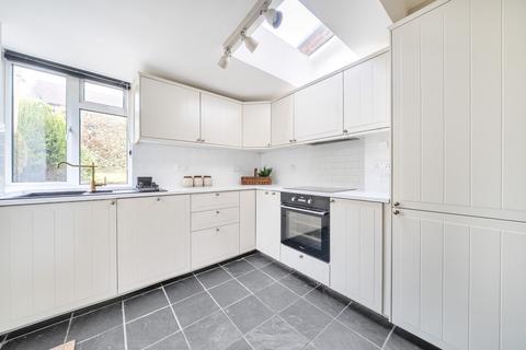 undefined, Waynflete Lane, Surrey GU9