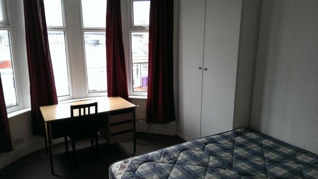 Beverley-road-l15-9hf-842272