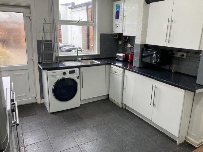 Hastings-street-le11-5ax-992076