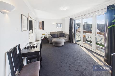 2 bedroom flat for sale, Pacific Close, Southampton