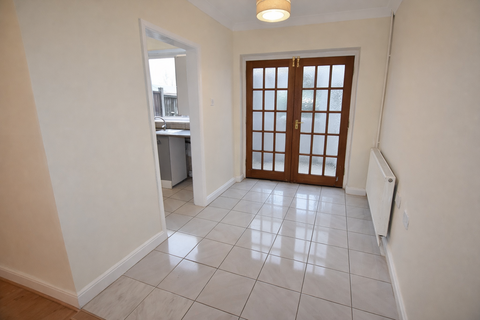 2 bedroom semi-detached house to rent, Vincent Street, Stoke-on-Trent