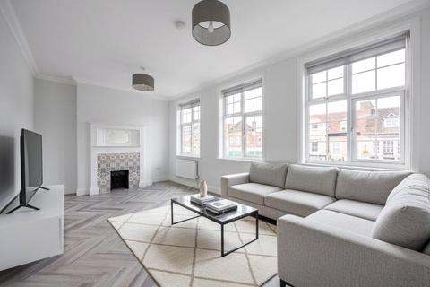 undefined, King Street, Twickenham