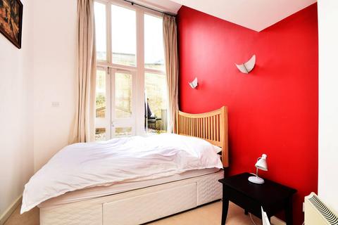 2 bedroom flat to rent, City Road, Old Street, London, EC1V