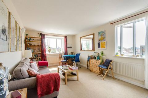 undefined, Murray Road, South Ealing, London, W5