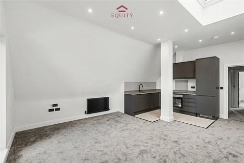 2 bedroom flat to rent, Bullsmoor Lane, Enfield, EN3