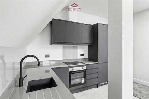 2 bedroom flat to rent, Bullsmoor Lane, Enfield, EN3