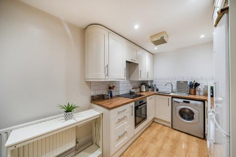 2 bedroom apartment for sale, Uxbridge Road, Rickmansworth, Hertfordshire