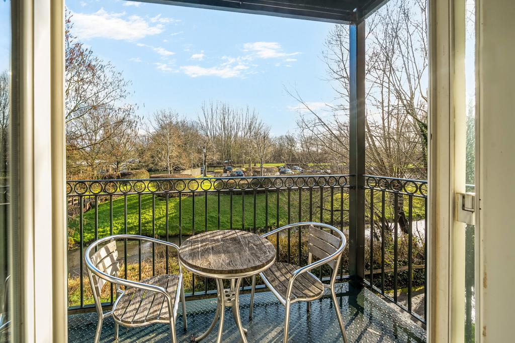 1410267-18-698c9f...