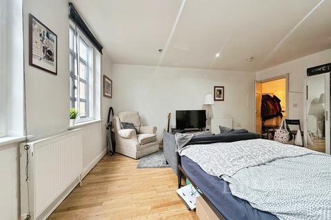 undefined, Gordon Street, Luton