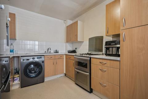 2 bedroom terraced house for sale, Oak Tree Drive, Slough SL3