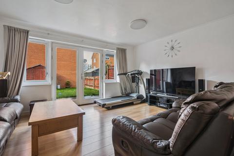 2 bedroom terraced house for sale, Oak Tree Drive, Slough SL3