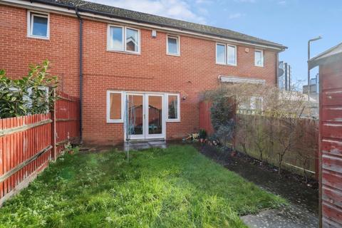 2 bedroom terraced house for sale, Oak Tree Drive, Slough SL3