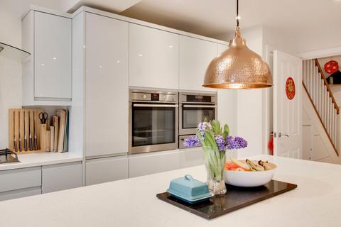 4 bedroom detached house for sale, Longsands Road, St. Neots PE19