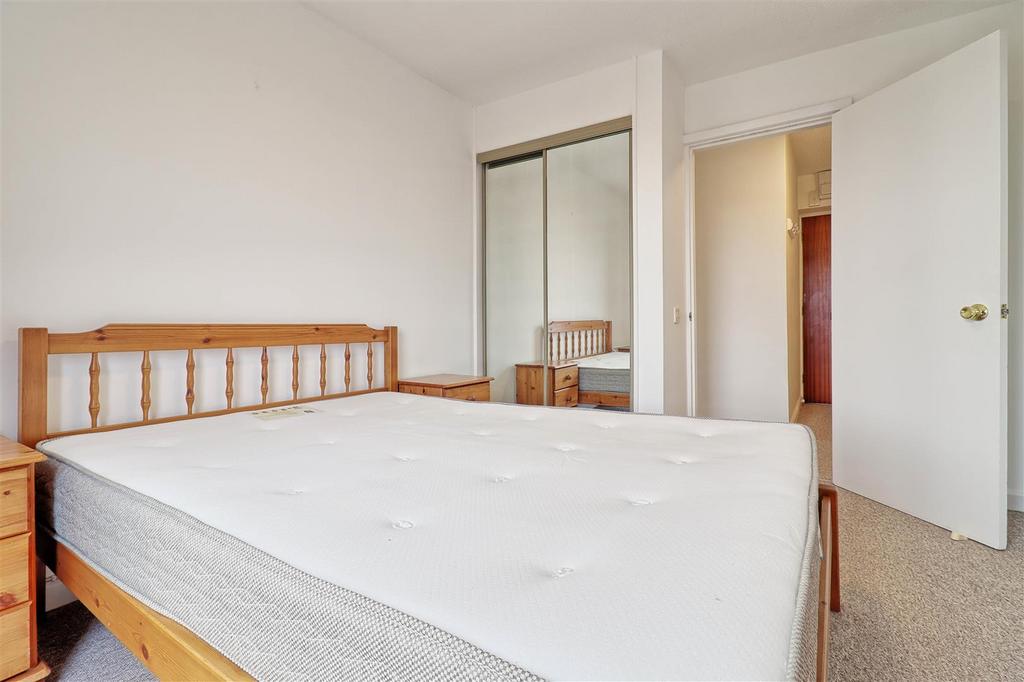 Bedroom 1 - 2.jpg